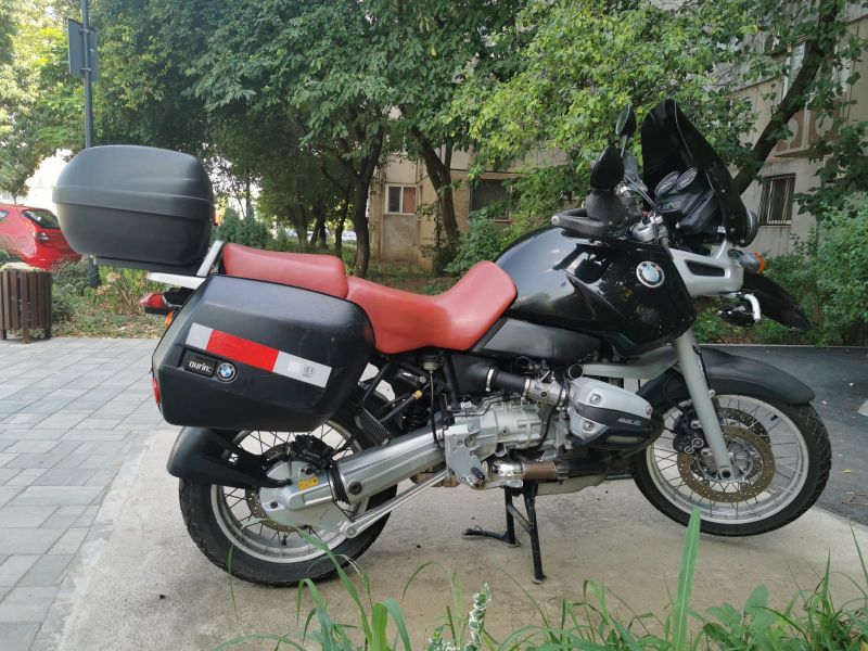 Vând motocicleta BMW R1100GS