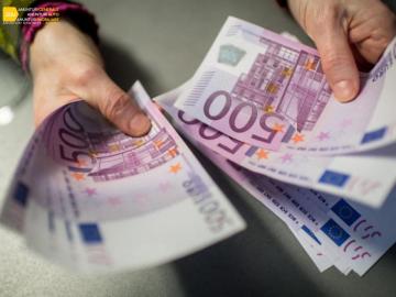 Credite între persoane Maxim 500.000 Euros